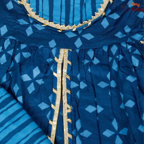 Tiny Tusky Blue Cotton Floral Printed Girls Kurti And Sharara With Dupatta and Gotta Lace - Tiny Tusky