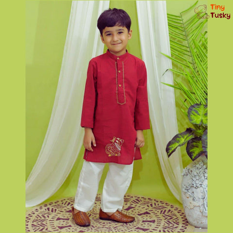 Red Kurta With Nandi Motive And Pajama - Tiny Tusky